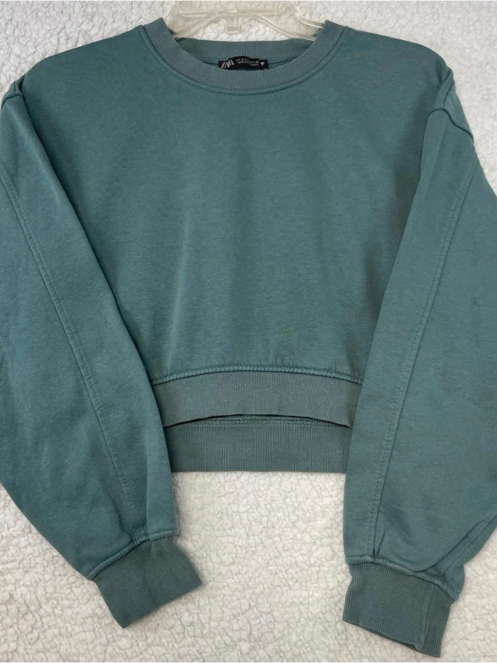 Zara Soft Sage Green Ribbed Crewneck Sweatshirt